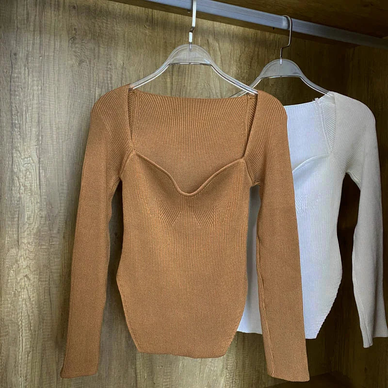 Pull à manches longues et col carré pour femme