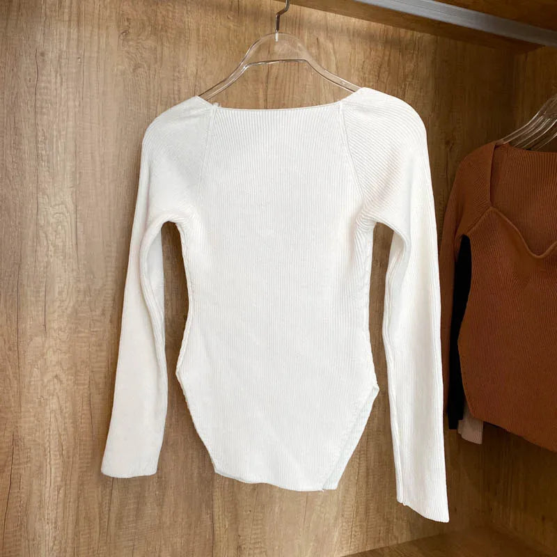 Pull à manches longues et col carré pour femme