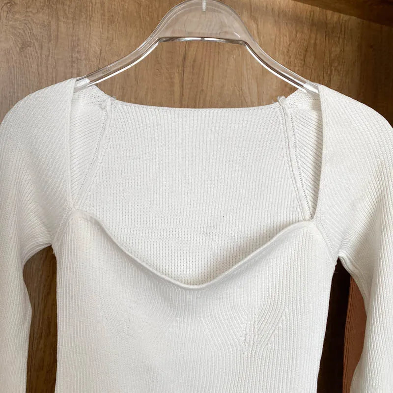 Pull à manches longues et col carré pour femme