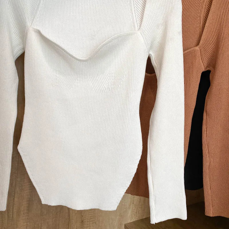 Pull à manches longues et col carré pour femme