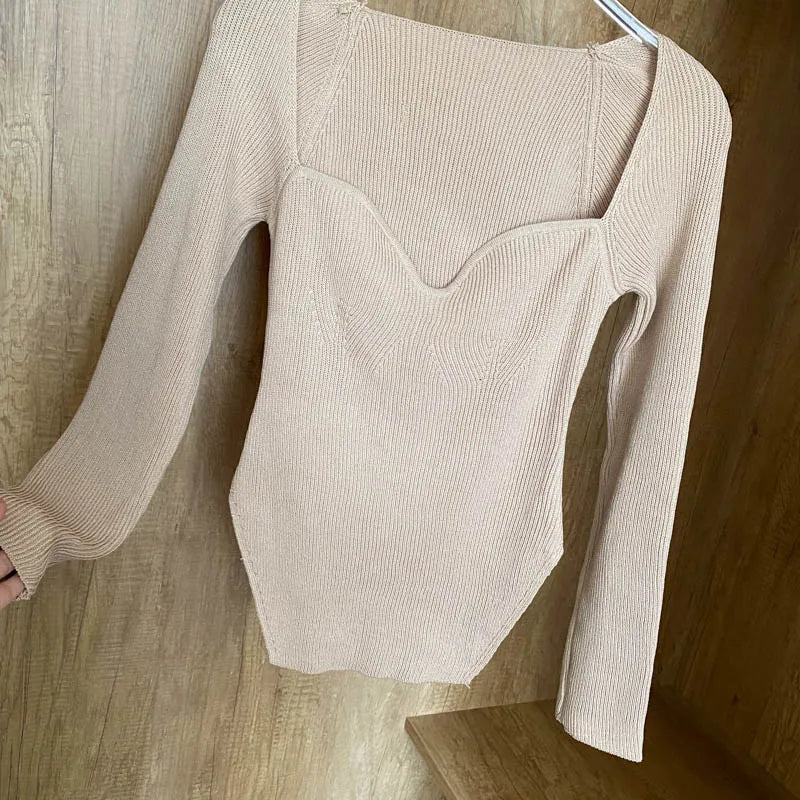 Pull à manches longues et col carré pour femme