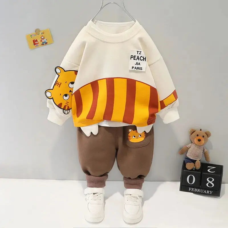 Ensemble vêtements pour enfants