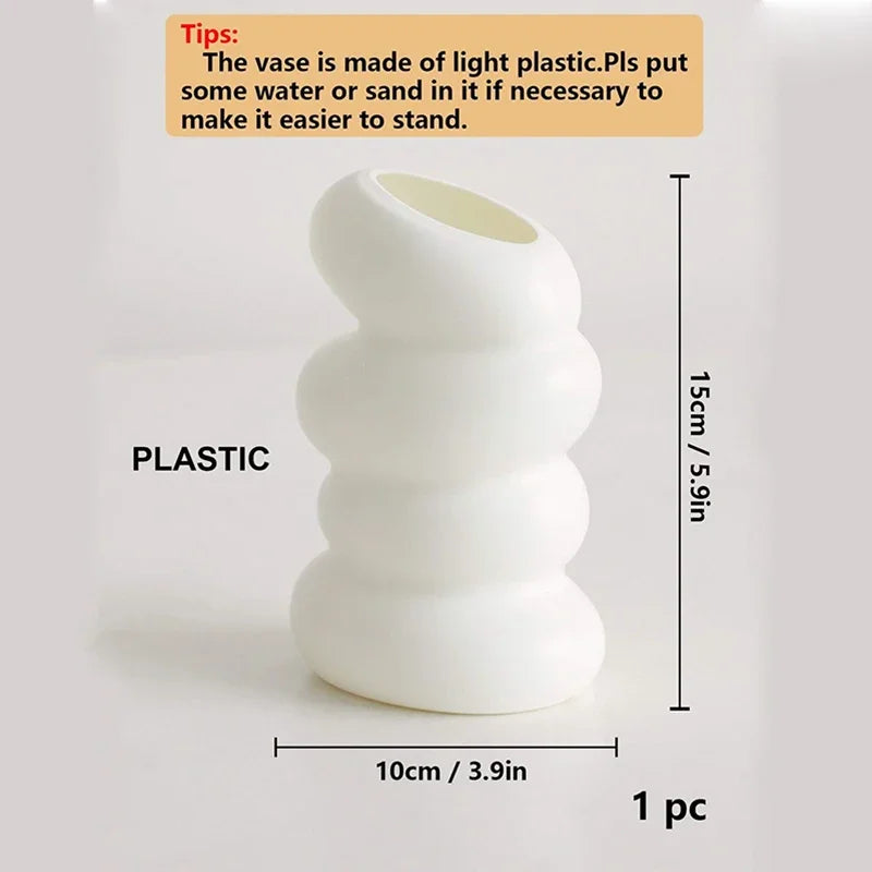 Vase en spirale en plastique blanc nordique