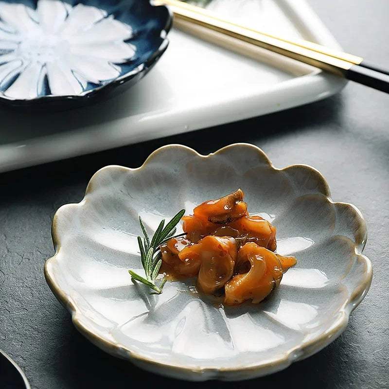 Plat de dégustation en céramique en forme de fleur