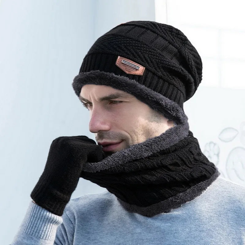 Lot de 3 pièces bonnet , écharpe, gants pour hommes