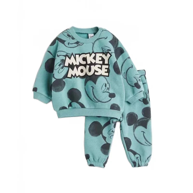 Ensemble de vêtements mickey