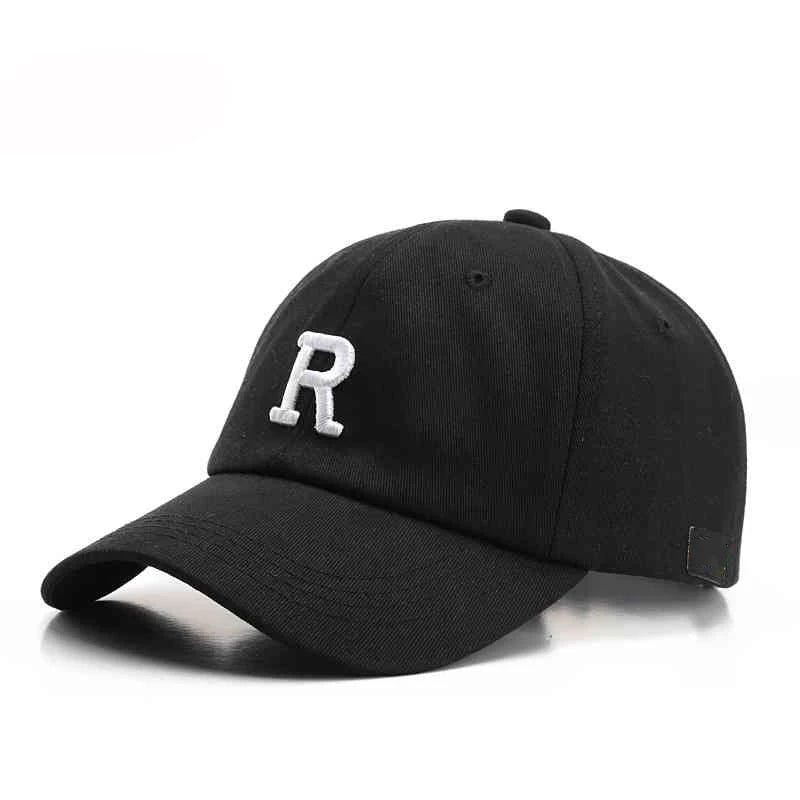 Casquette avec lettre R brillante pour femme