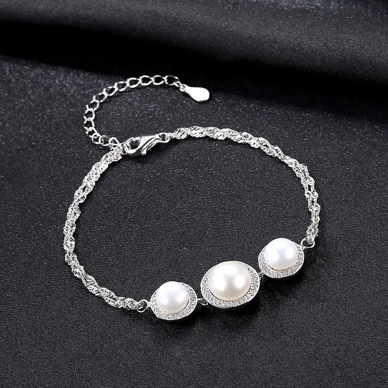 Bracelet tendance et élégant en perles d'eau douce naturelles et zircon super brillant en argent 925